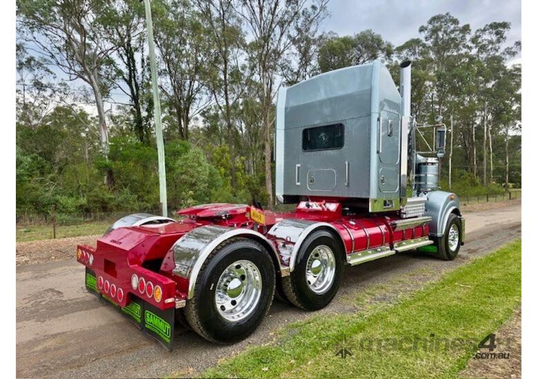 caption 2002 Kenworth T904, 0 kms on rebuild, hydraulics
