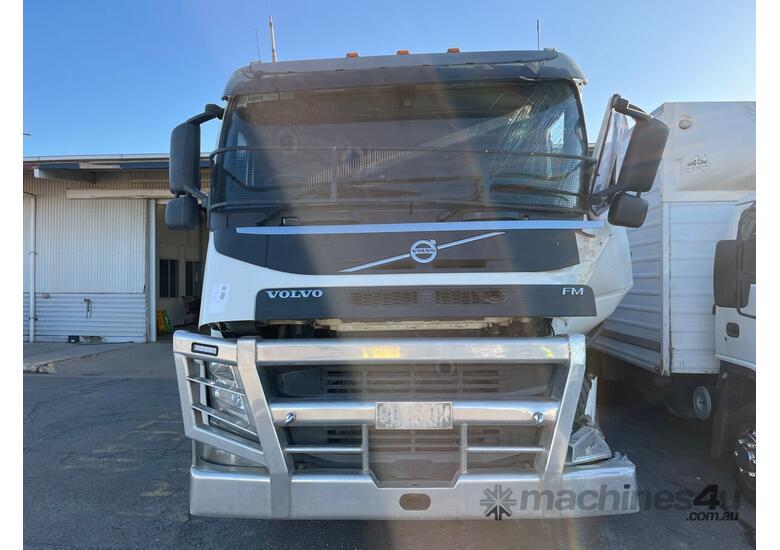 caption 2017 Volvo FM13 Tipper