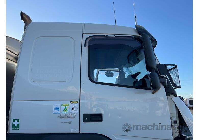 caption 2017 Volvo FM13 Tipper