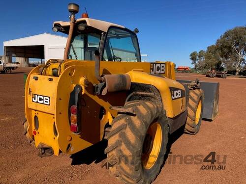 caption 2014 JCB 541-70 AGRI SUPER TELEHANDLER