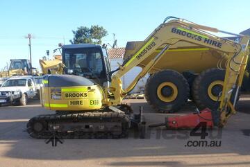 Komatsu PC78MR-6 Excavator Rubber Tracked - 8t for  