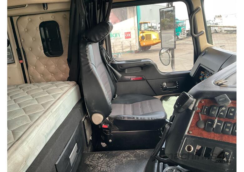 caption 2016 Kenworth K200 Series Prime Mover