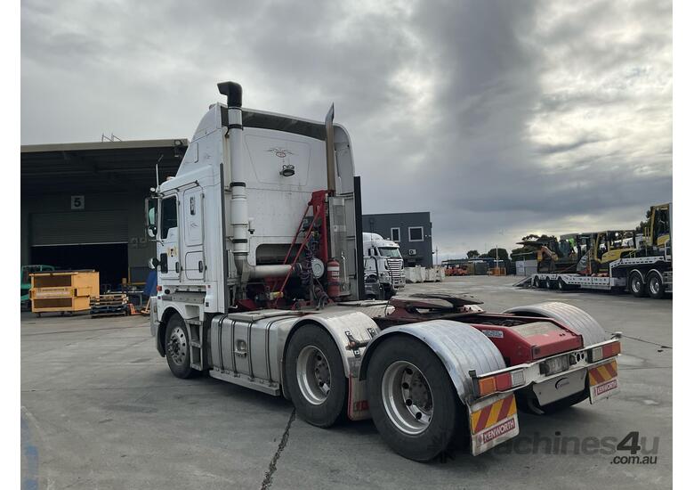 caption 2016 Kenworth K200 Series Prime Mover