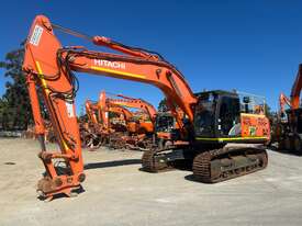 2017 Hitachi ZX360LC-5 Excavator - picture0' - Click to enlarge