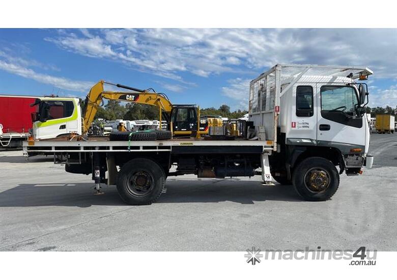 caption Isuzu FSS500