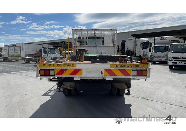 caption Isuzu FSS500