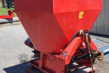Fertiliser spreader and bulk bag dispenser
