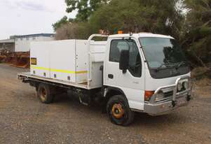 Isuzu 2005   Npr
