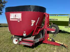 JAYLOR 4425 FEED MIXER - picture0' - Click to enlarge