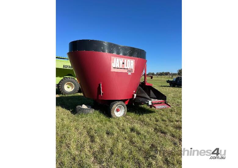 JAYLOR 4425 FEED MIXER