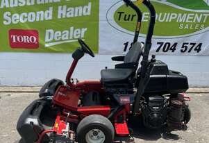 Toro 3150-Q Greensmaster, ride on mower, Grrens, Tees, Clubhouse, parks, private use,