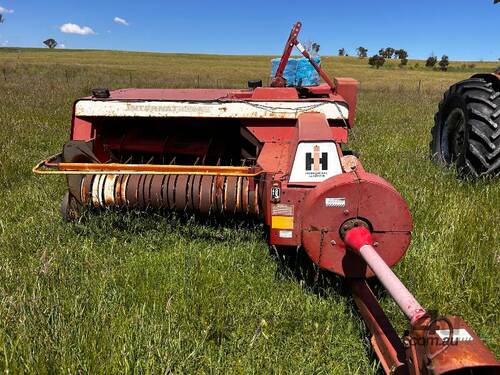 International Harvester 440