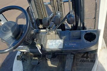 Toyota   62-8FD25 Forklift