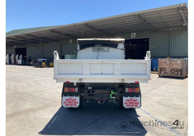 2018 Hino 300 617 Tipper