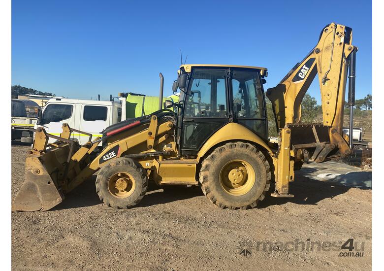 2012 Caterpillar 432E Backhoe