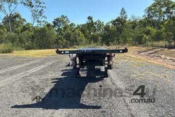 2023 Barker Tri Axle Drop Deck Skel Trailer