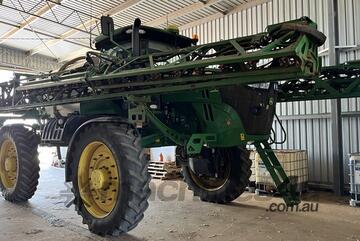 2019 John Deere R4060 Sprayers