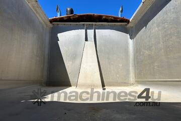 Kenworth 2009   K108 Tipper