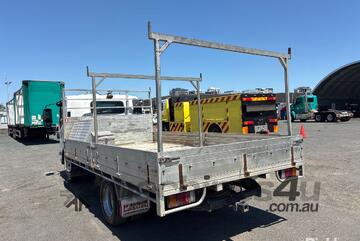 2016 Isuzu NPR 65 190 Table Top