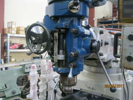 Hafco Metalmaster BM-52VE Turret Mill - picture2' - Click to enlarge