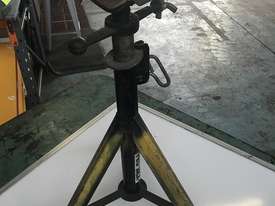 Pipe Stand Sumner Pro Jack Adjustable Welding Stands 1.2 mtr capacity 940 kg - picture1' - Click to enlarge