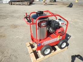 Easy Kleen MAGNUM GOLD Pressure Washer - picture1' - Click to enlarge