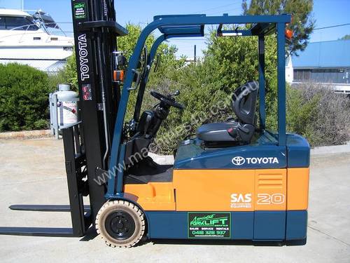 Toyota 7FBE20 Battery/Electric forklift with 6 mtr lift