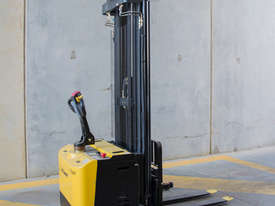 Low Hours - Ex-demo Walkie Stacker - picture0' - Click to enlarge