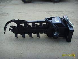 SAXON WORKMATE E2600D MULTI-FUNCTION MINI LOADER - picture2' - Click to enlarge