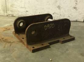 HEAD BRACKET TO SUIT 4-6T EXCAVATOR D970 - picture1' - Click to enlarge