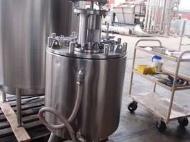 Stainless Steel Jacketed Mixing Tank, Capacity: 70Lt - picture1' - Click to enlarge