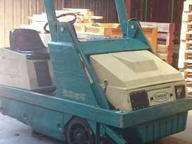 Factory Floor Sweeper/sweeper/tennant/electric/cheap/floor/warehouse/sweep/factory - picture1' - Click to enlarge