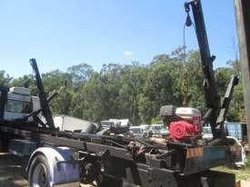 1992 Mitsubishi FM557 - Wrecking - Stock ID - 1504 - picture1' - Click to enlarge