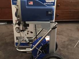 Graco Sprayer New In Box - picture0' - Click to enlarge