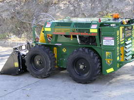 KANGA WR825 WHEEL REMOTE CONTROL SKID STEER LOADER - picture1' - Click to enlarge