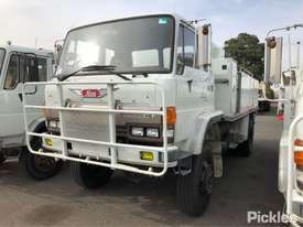 1990 Hino GT - picture1' - Click to enlarge