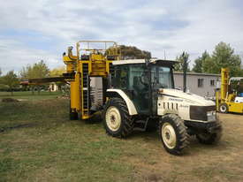 Grape Harvester/Pre-pruner package with tractor - picture0' - Click to enlarge
