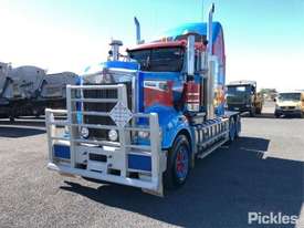2009 Kenworth T908 - picture2' - Click to enlarge