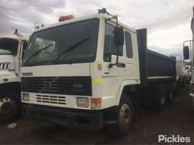 1998 Volvo FL12 - picture1' - Click to enlarge