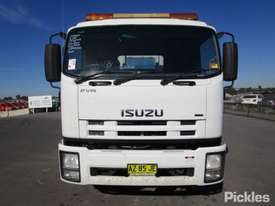 2008 Isuzu FVR 1000 MWB - picture1' - Click to enlarge