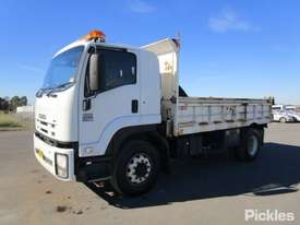 2008 Isuzu FVR 1000 MWB - picture2' - Click to enlarge