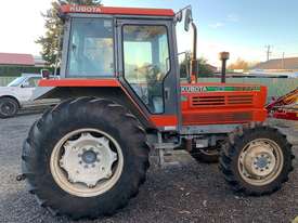 Kubota M6970 4WD Cabin Tractor - picture0' - Click to enlarge