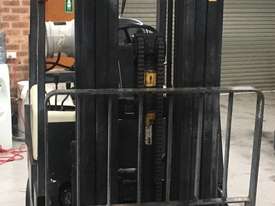 Crown 2.5 Ton Forklift - picture1' - Click to enlarge