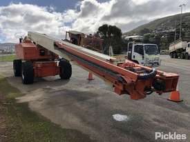 2001 JLG Industries 120SXJ - picture0' - Click to enlarge