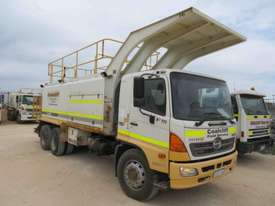 2010 HINO FM 500 2627 SERVICE TRUCK - picture0' - Click to enlarge