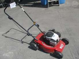 Victa Pace 200 Mower - picture0' - Click to enlarge