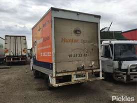 2007 Mitsubishi FUSO - picture2' - Click to enlarge