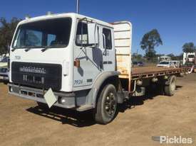 1989 International ACCO 1850D - picture2' - Click to enlarge