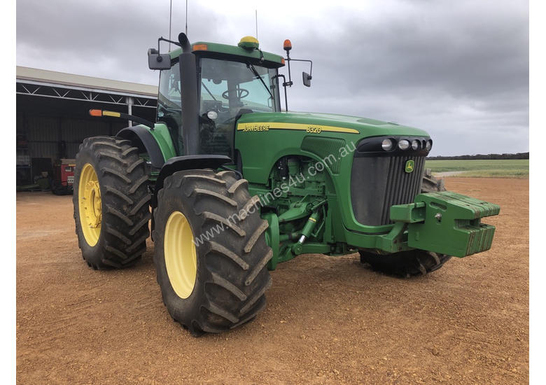 caption John Deere 8320 FWA/4WD Tractor