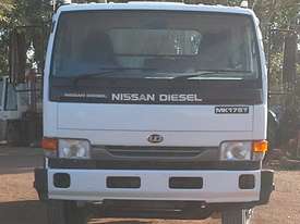 Nissan Diesel Tipper - picture1' - Click to enlarge